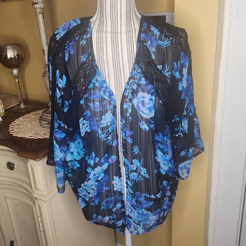 Express blue and black floral sheer kimono women's size S